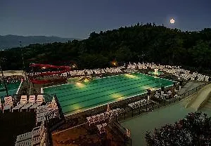 villa-norcenni-aparthotel.it-tuscanyhotel.com/