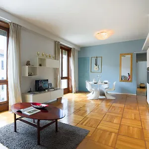 Apartment Duomo Center, Milan